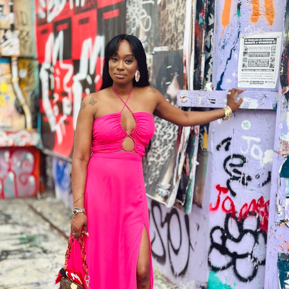 Meet your Posher, Candie